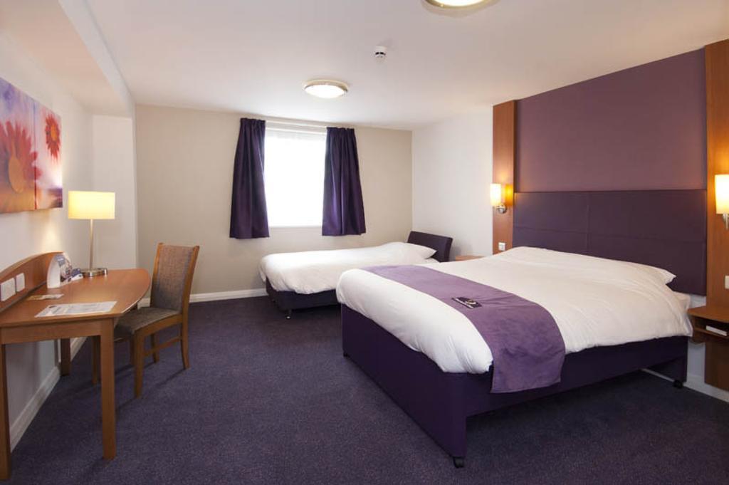 Premier Inn Bournemouth East Room photo